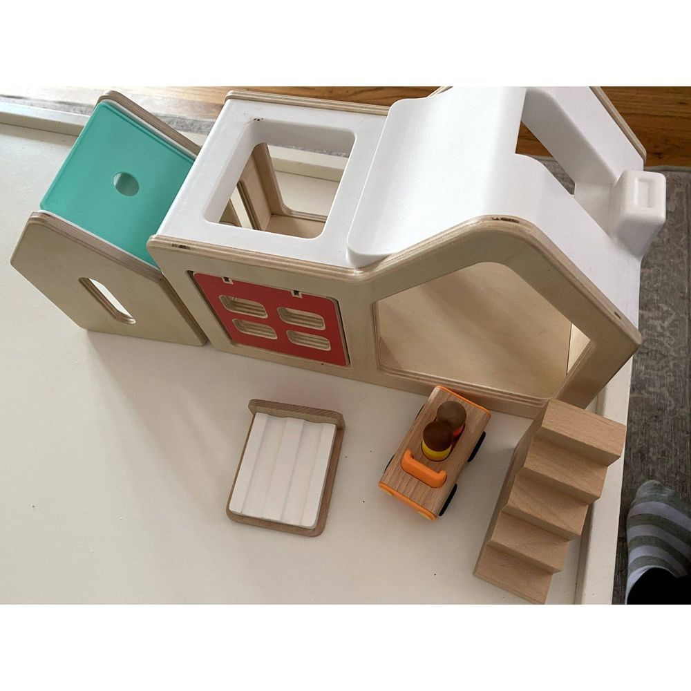 Lovevery House Modular Playhouse